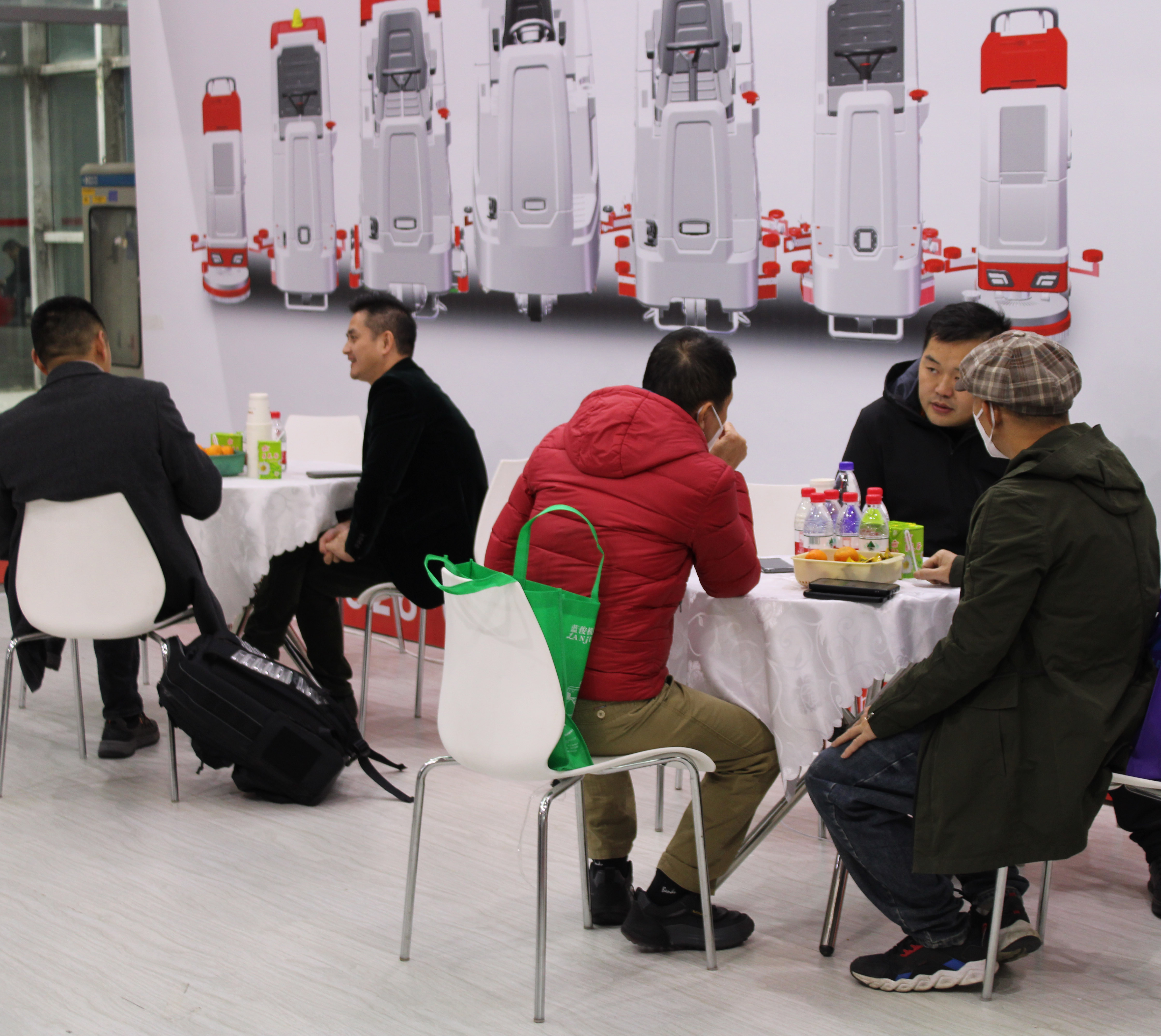 Tanjie floor scrubber showing in Guangzhou Exhibition